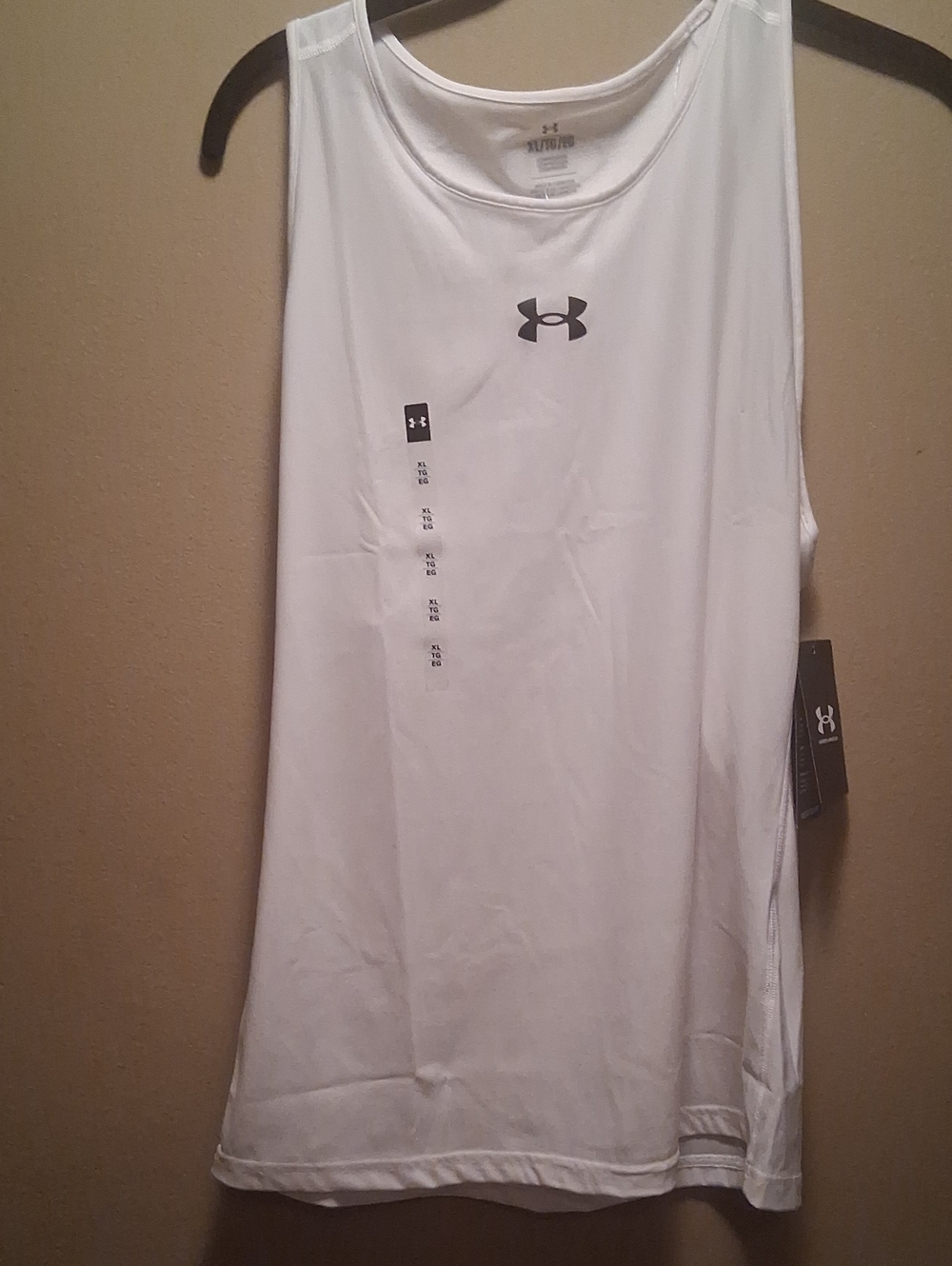 Under Armour Women’s White Compression  Tank Xl